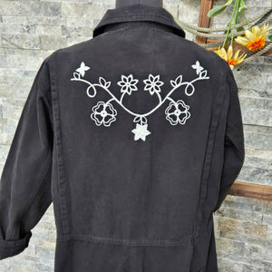 Coverall- Chainstitched Black Field Bloom (sz.L)
