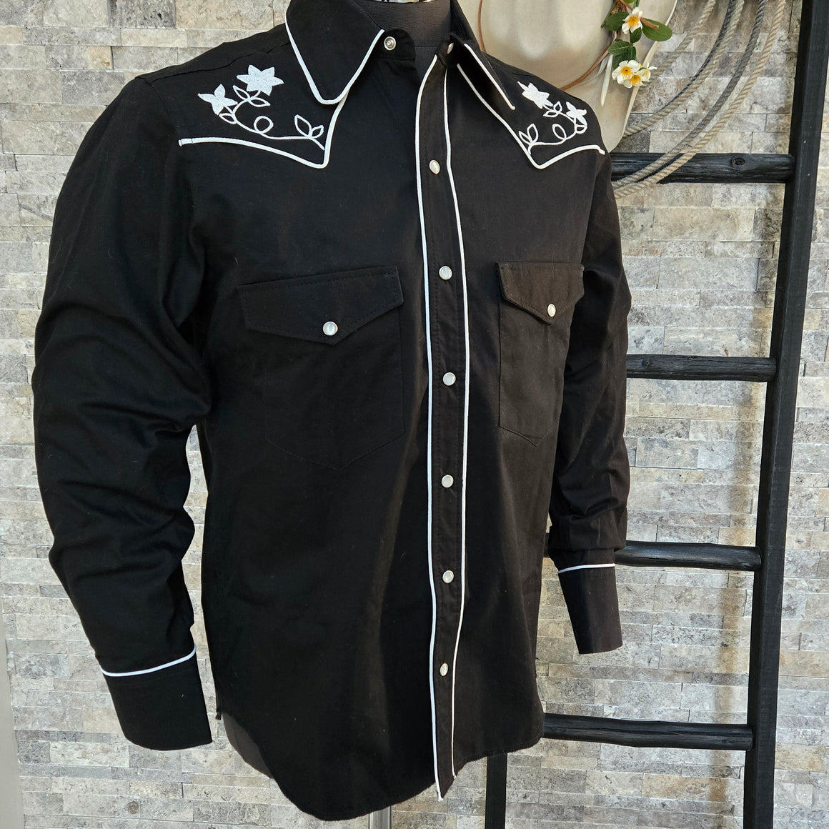 Field Bloom Roper- Men's Black Chainstitched Western Shirt