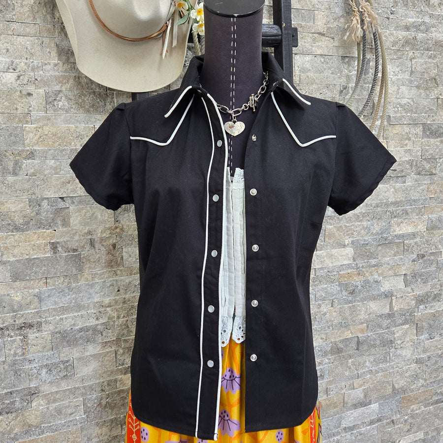 Reba- Women's Piped Short Sleeve Shirt (Black)
