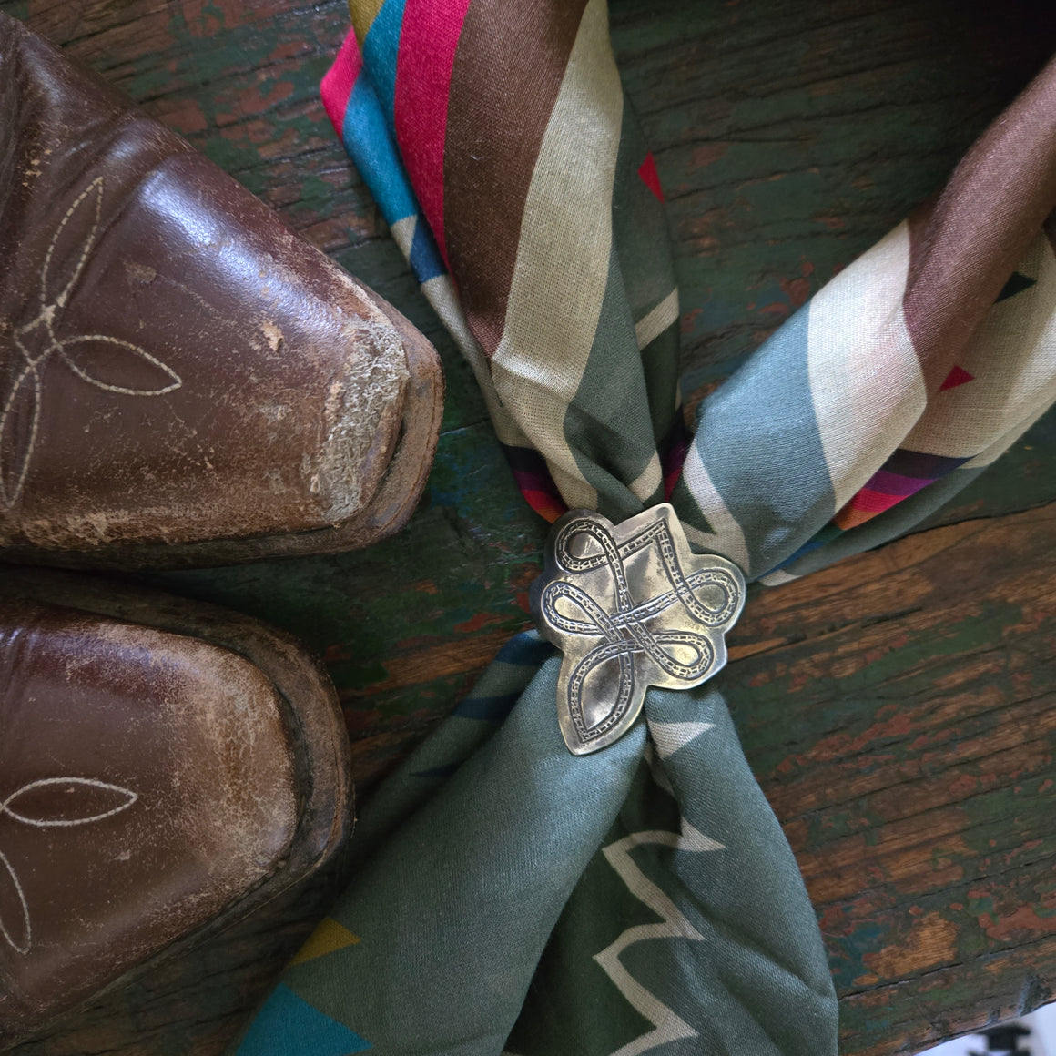 Bandana Slide- Silver Bootstitch