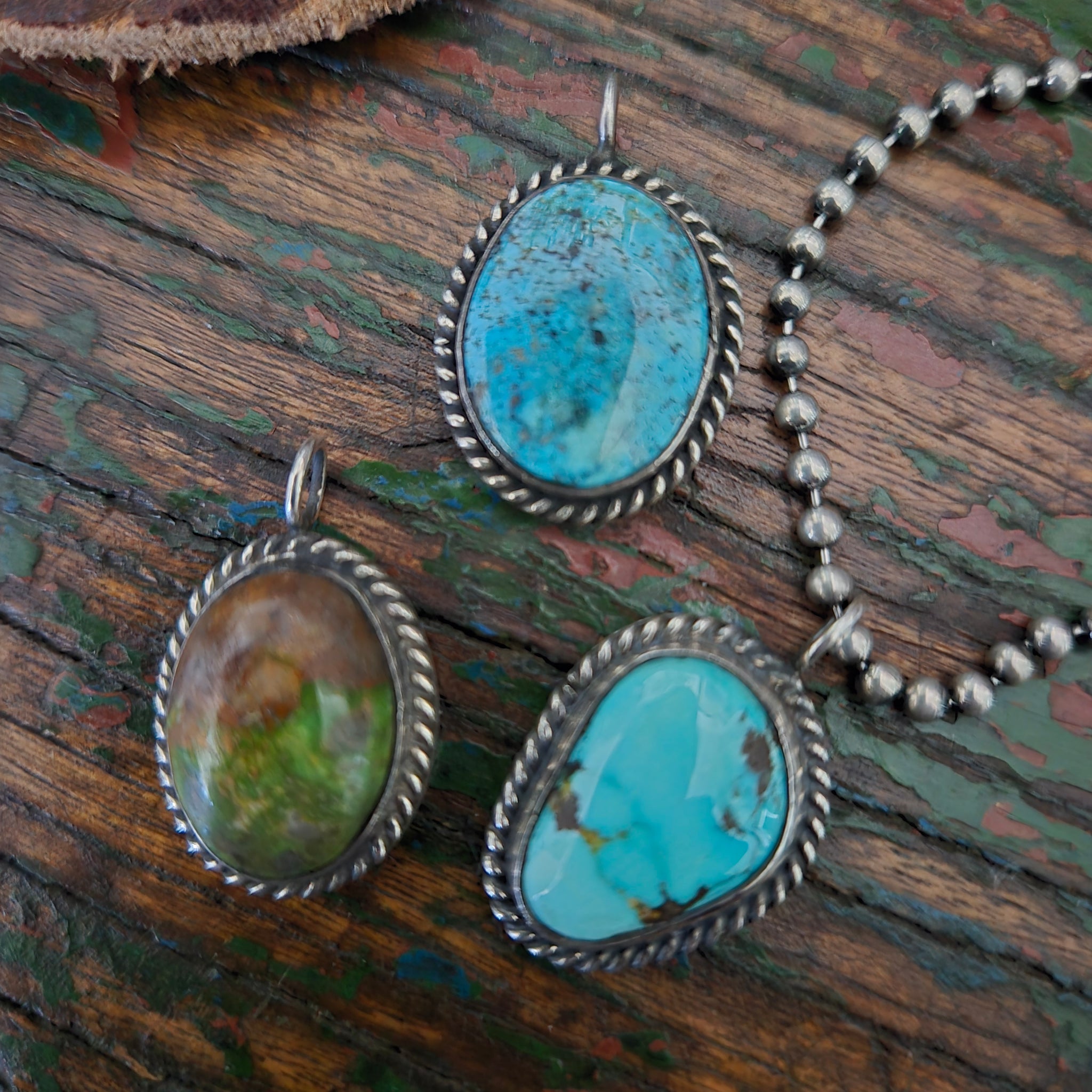 Pendant- Turquoise Twist Charm