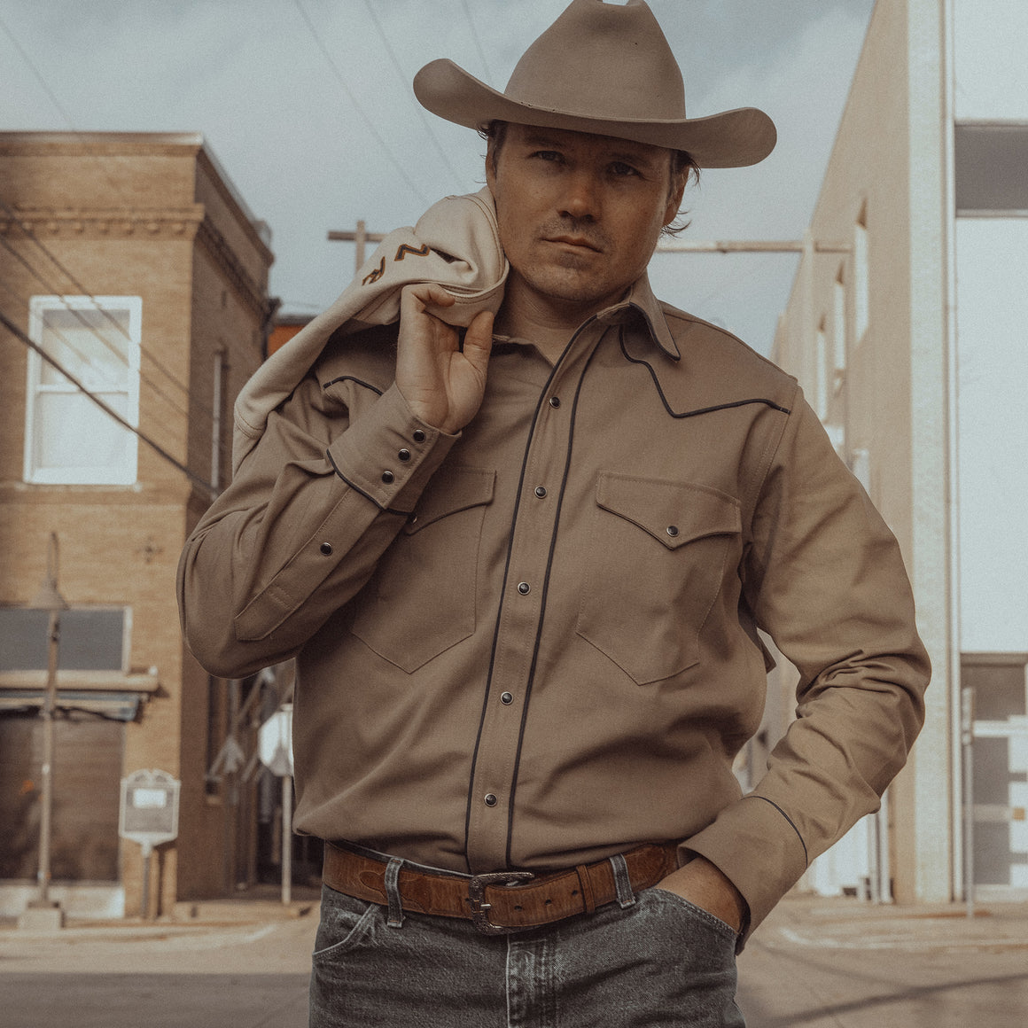 The Roper- Men's Tan Denim Piped Western Shirt