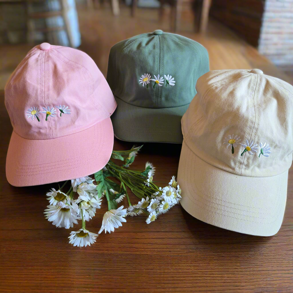 Ball Cap- Daisies
