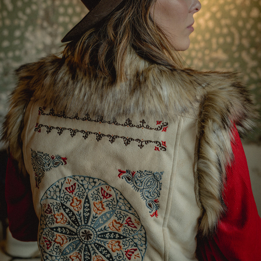 Vest- Women's Chateau Embroidered
