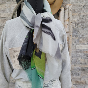 Scarf- Snowshoe Hare